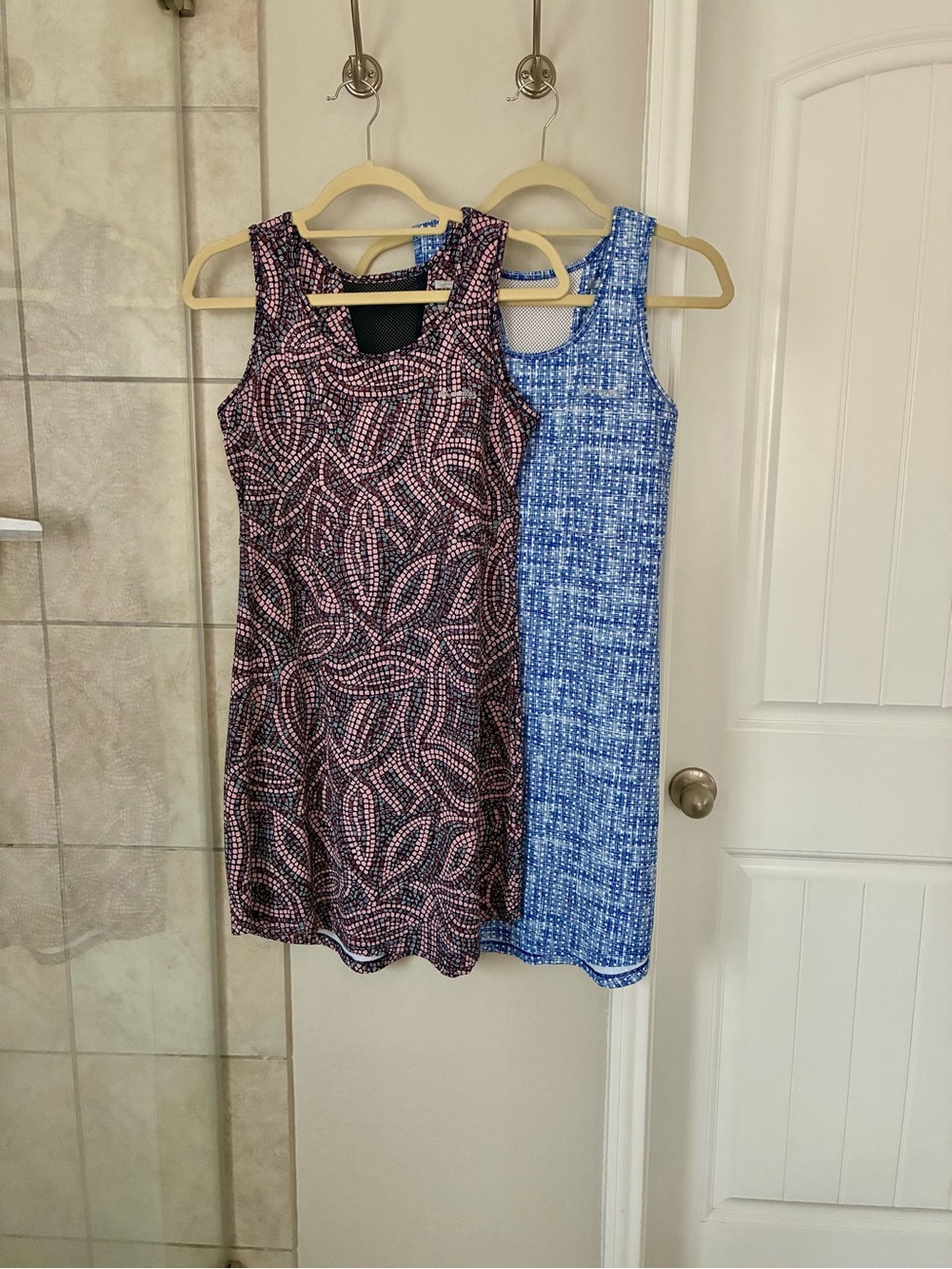 COLUMBIA like new Sleeveless Patterned Performance Dress bundle M